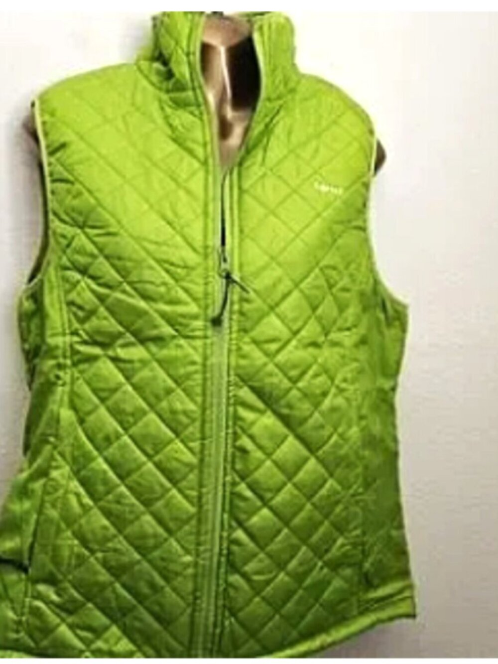 Hind Womens Green Shimmer Quilted Vest size L